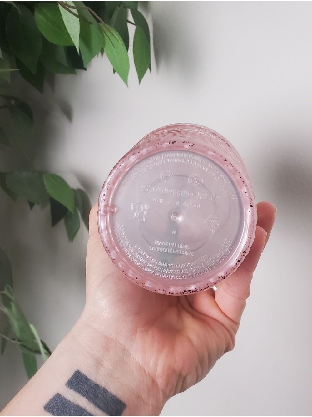 🤍 Starbucks Pearl Peach Jeweled Diamond Grande 2023 - Picture 3 of 8